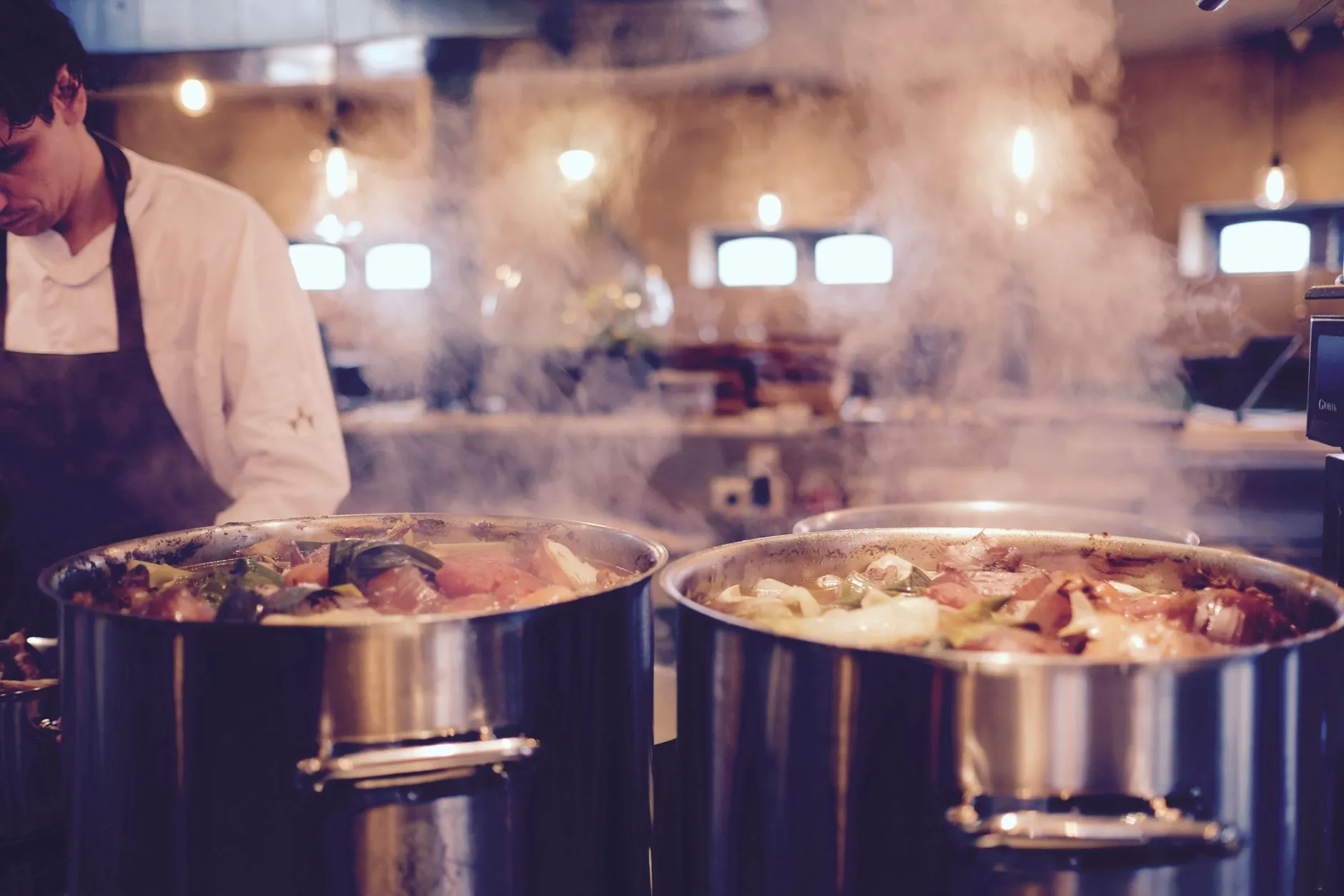 沈阳健康产业政策解读：2025年康养服务新规与合规要点