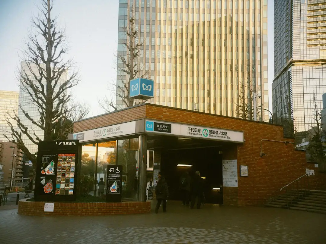 悦享健康康养服务方案对比：居家护理与社区托养模式选择指南